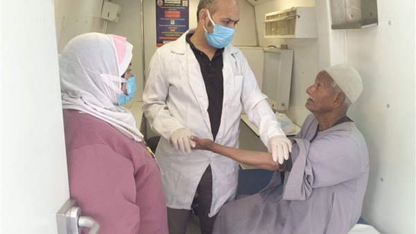 خدمات صحية لــ 1071 مواطن في قافلة طبية مجانية بالمنيا خدمات صحية لــ 1071 مواطن في قافلة طبية مجانية بالمنيا