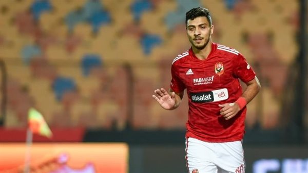 خوفا من الزمالك.. الأهلي يعرض محمد شريف على كولر للمرة الأخيرة (خاص) خوفا من الزمالك.. الأهلي يعرض محمد شريف على كولر للمرة الأخيرة (خاص)