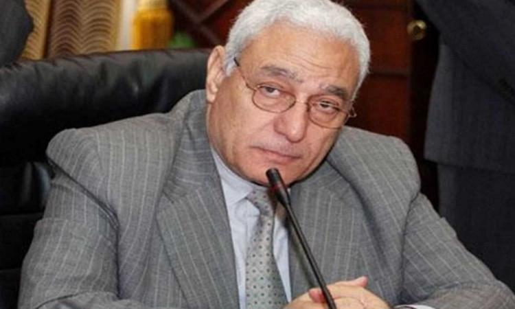 د.أسامة العبد: من أشد الناس عذابًا يوم القيامة مَن يفشي سر امرأته د.أسامة العبد: من أشد الناس عذابًا يوم القيامة مَن يفشي سر امرأته