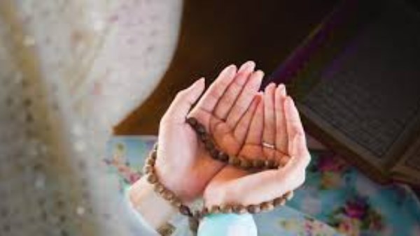 دعاء الشفاء العاجل للمريض .. 10 أدوية ربانية تنهي الألم في دقائق دعاء الشفاء العاجل للمريض .. 10 أدوية ربانية تنهي الألم في دقائق