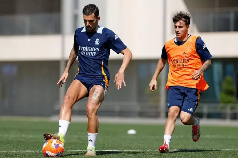 دفعة معنوية للملكي.. داني سيبايوس يعود إلى تدريبات ريال مدريد دفعة معنوية للملكي.. داني سيبايوس يعود إلى تدريبات ريال مدريد
