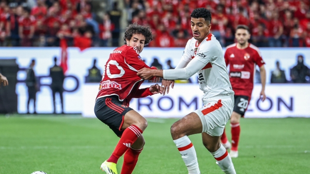 دونجا: الأهلي أضاع الدوري بعد قرار انسحابه أمام الزمالك دونجا: الأهلي أضاع الدوري بعد قرار انسحابه أمام الزمالك