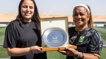 ديزيريه إليس تزور مقر نادي مسار  برفقة مواطنتها شيلين بوسين