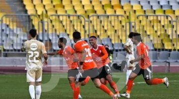 «رأسية ومقصية عالمية».. فاركو يتقدم على الأهلي 0/2 بالشوط الأول في كأس عاصمة مصر