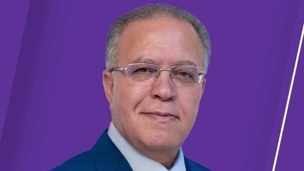 رؤوف خليف معلقًا على مباراة الأهلي وبيراميدز في الدوري الممتاز رؤوف خليف معلقًا على مباراة الأهلي وبيراميدز في الدوري الممتاز