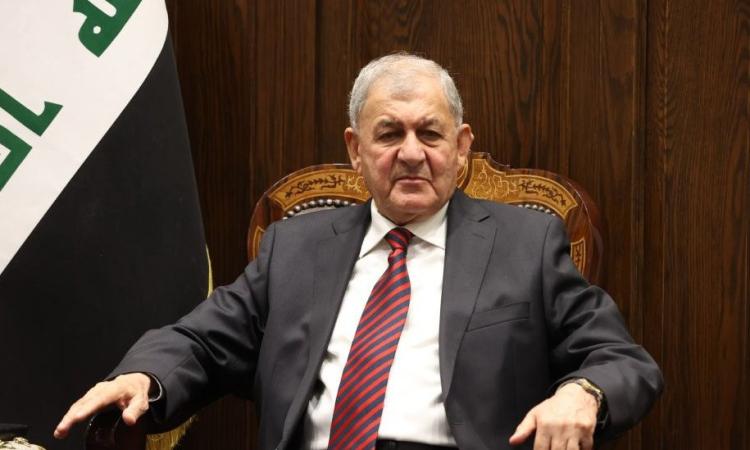 رئيس العراق يؤكد ضرورة اعتماد الحوار لحل المسائل العالقة بين بغداد وأربيل رئيس العراق يؤكد ضرورة اعتماد الحوار لحل المسائل العالقة بين بغداد وأربيل
