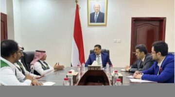 رئيس الوزراء اليمني يشيد بالدعم النوعي والمؤثر للهيئات السعودية