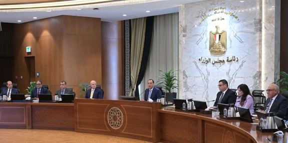 رئيس الوزراء: بدء التشغيل التجريبي للمدخل الجديد لمنطقة الأهرامات