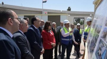 رئيس الوزراء يتفقد أعمال إنشاء السوق الحضرية المجمعة بحي أول الإسماعيلية