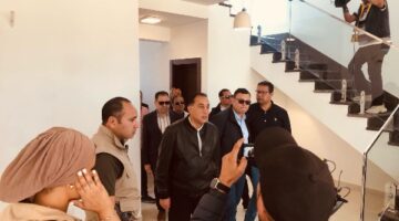رئيس الوزراء يتفقد مشروع مزارين بالعلمين الجديدة للوقوف على نسب التنفيذ