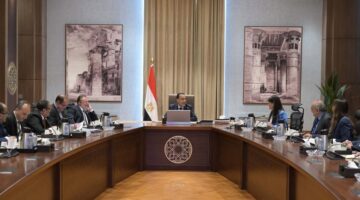 رئيس الوزراء يناقش استعدادات تقديم مصر ملف استضافة اجتماعات صندوق النقد ومجموعة البنك الدوليين 2029
