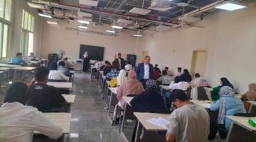 رئيس جامعة بنى سويف الأهلية يتابع سير امتحانات منتصف الفصل الدراسي الثاني