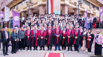 رئيس جامعة طنطا الدكتور يشارك في حفل خريجي كلية التجارة