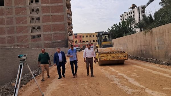 رئيس مدينة دمنهور يتابع أعمال تطوير طريق زاوية غزال رئيس مدينة دمنهور يتابع أعمال تطوير طريق زاوية غزال