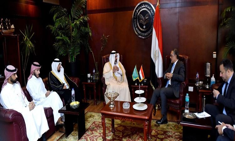 رئيس هيئة الاستثمار: العلاقات مع السعودية نموذج للتعاون والتكامل المتميز رئيس هيئة الاستثمار: العلاقات مع السعودية نموذج للتعاون والتكامل المتميز