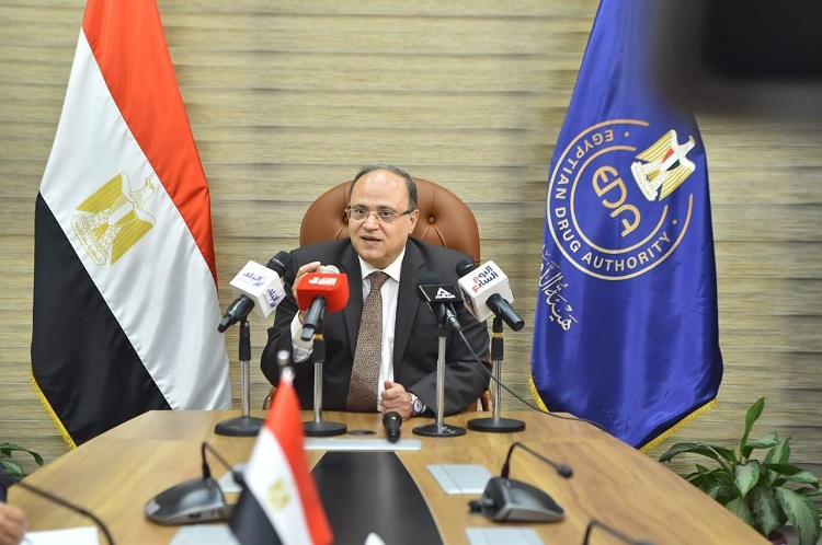 رئيس هيئة الدواء: ملتزمون بتوسيع الإنتاج المحلي وزيادة الصادرات رئيس هيئة الدواء: ملتزمون بتوسيع الإنتاج المحلي وزيادة الصادرات