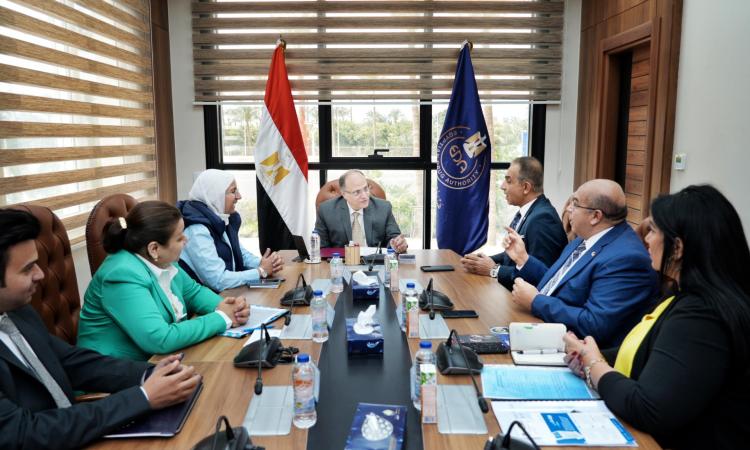 رئيس هيئة الدواء يستقبل رئيس شركة ميكرز لمناقشة تطوير التصنيع المحلي رئيس هيئة الدواء يستقبل رئيس شركة ميكرز لمناقشة تطوير التصنيع المحلي