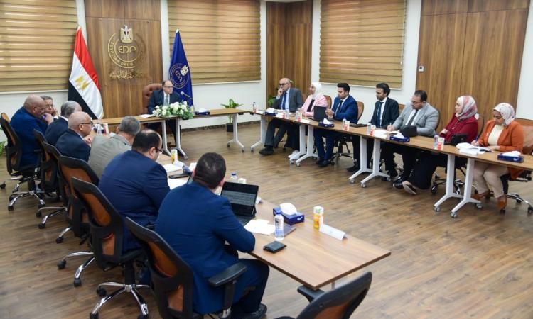 رئيس هيئة الدواء يشددعلى ضرورة التنسيق بين الهيئة والجهات المعنية رئيس هيئة الدواء يشددعلى ضرورة التنسيق بين الهيئة والجهات المعنية