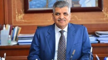 رئيس هيئة قناة السويس يؤكد حدوث تحسن في مؤشرات الملاحة بالقناة
