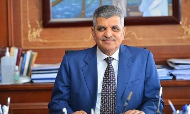 رئيس هيئة قناة السويس يؤكد حدوث تحسن في مؤشرات الملاحة بالقناة رئيس هيئة قناة السويس يؤكد حدوث تحسن في مؤشرات الملاحة بالقناة