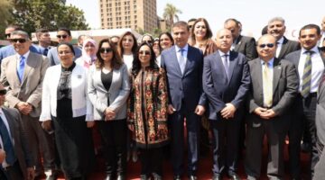 رئيسة"قومي المرأة"تشارك بافتتاح معرض ديارناللحرف اليدوية والتراثية