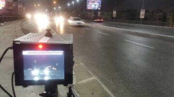 رادار المرور يلتقط 1098 سيارة تسير بسرعات جنونية فى 24 ساعة