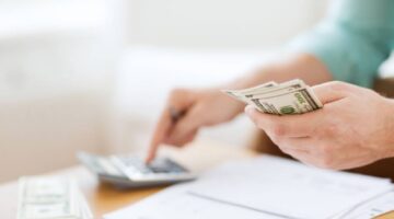 رجل أعمال بريطاني: 5 خطوات كي تدير أموالك مثل المليونيرات