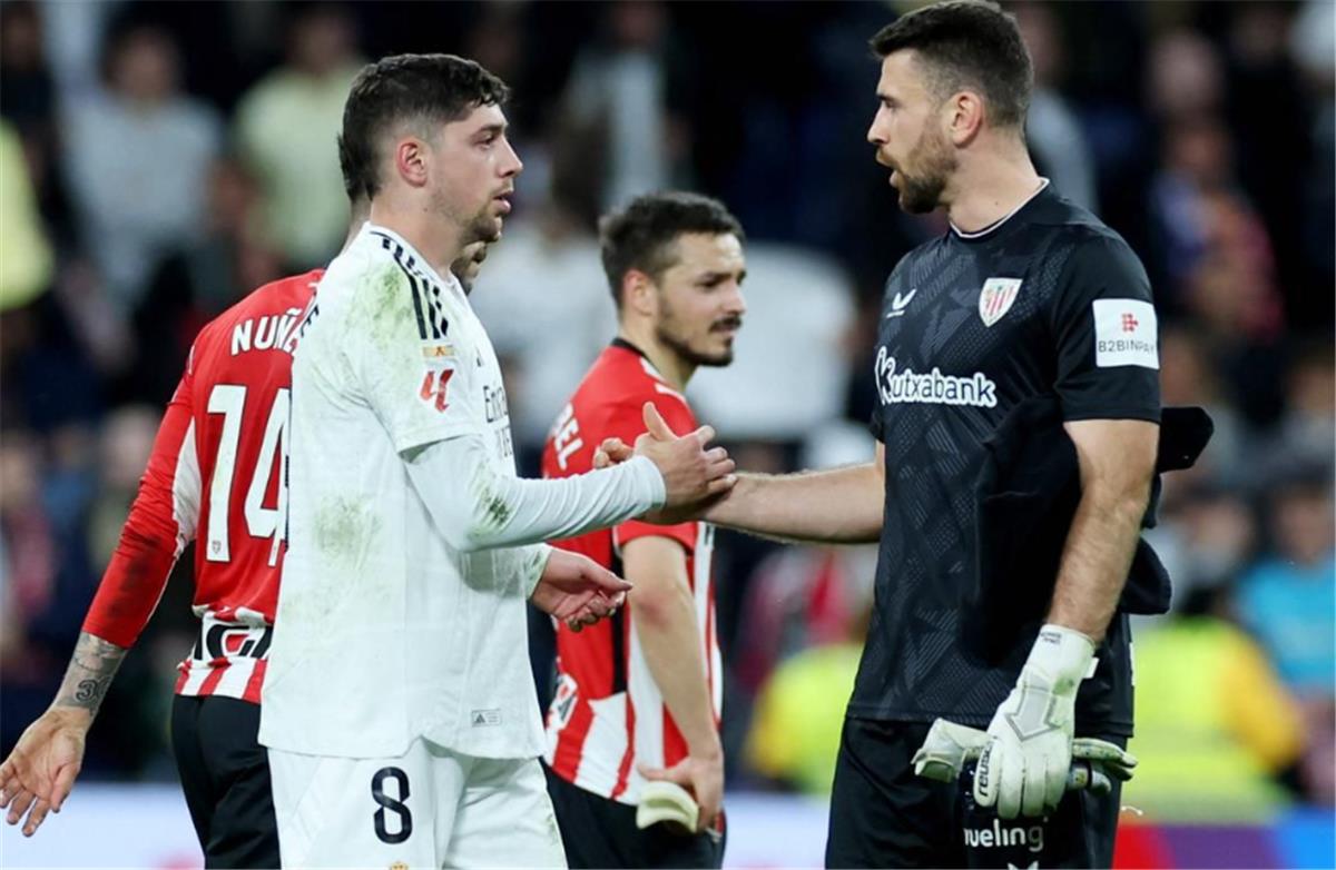 رجل مباراة ريال مدريد وأتلتيك بلباو في الدوري الإسباني رجل مباراة ريال مدريد وأتلتيك بلباو في الدوري الإسباني