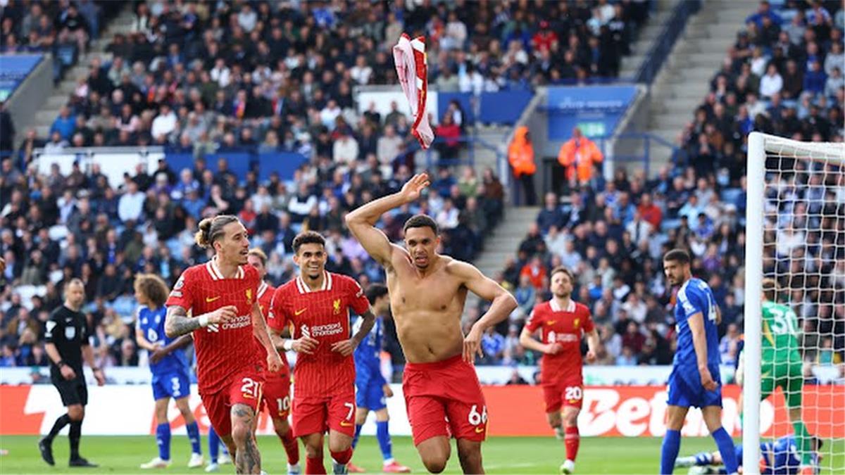 رجل مباراة ليفربول وليستر سيتي في الدوري الإنجليزي رجل مباراة ليفربول وليستر سيتي في الدوري الإنجليزي
