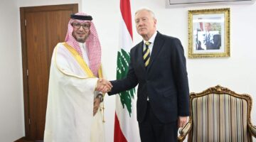 رجي استقبل السفير السعودي في لبنان وليد بخاري: ملتزمون بالإصلاحات المالية وحصر السلاح بيد الدولة