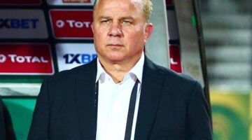 رسائل شوقي غريب لجماهير وإدارة المريخ بعد تخطي وصيف الدوري الموريتاني في أول ظهور رسمي