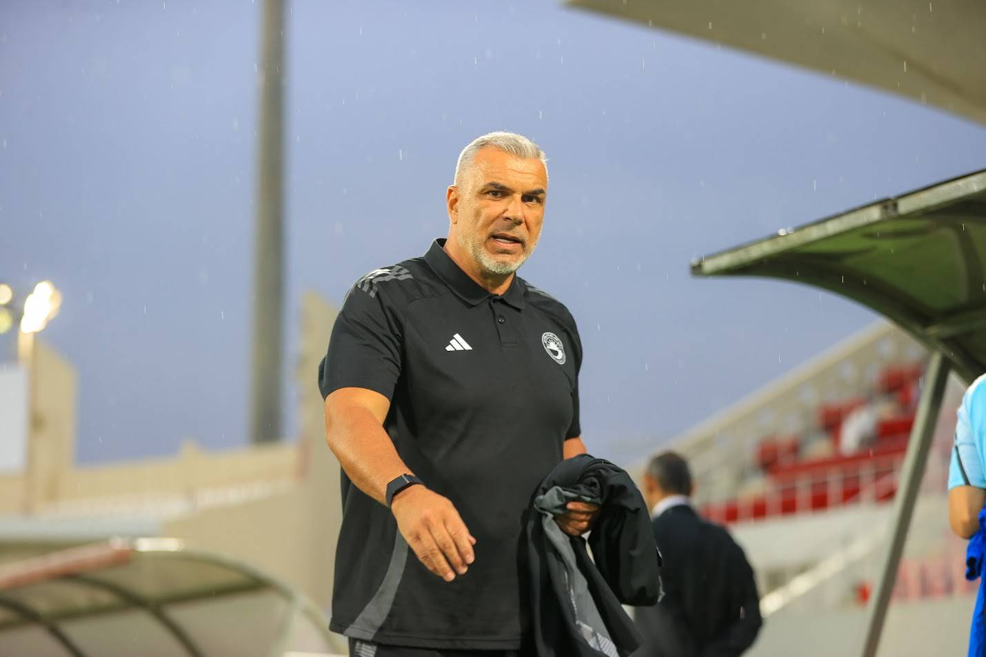 رسالة هامة من كوزمين للاعبي منتخب الإمارات رسالة هامة من كوزمين للاعبي منتخب الإمارات