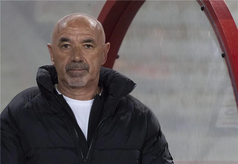 رسمياً.. إيقاف قيد الزمالك بسبب مستحقات “باتشيكو” رسمياً.. إيقاف قيد الزمالك بسبب مستحقات “باتشيكو”