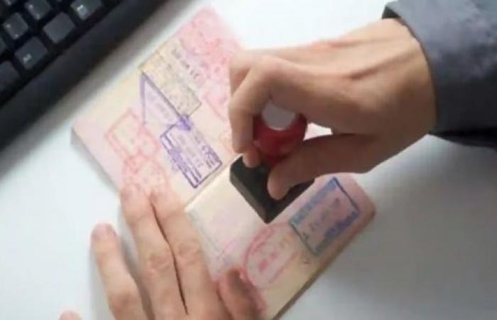 رسمياً: بعد وقف إصدار تأشيرات الزيارة العائلية والسياحية إلى السعودية .. الجوزات تكشف الحل البديل؟ رسمياً: بعد وقف إصدار تأشيرات الزيارة العائلية والسياحية إلى السعودية .. الجوزات تكشف الحل البديل؟