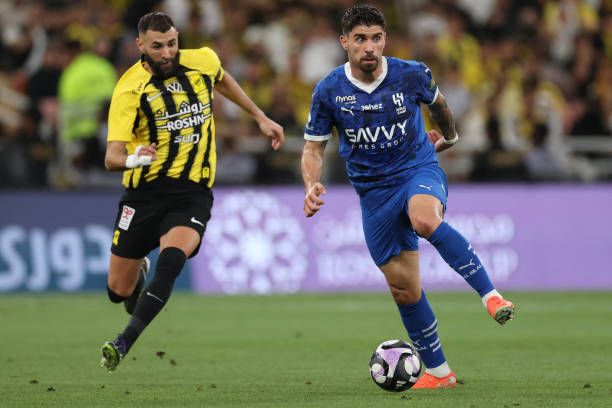 رغم الصدارة.. لعنة الهلال تطارد اتحاد جدة في الدوري السعودي رغم الصدارة.. لعنة الهلال تطارد اتحاد جدة في الدوري السعودي