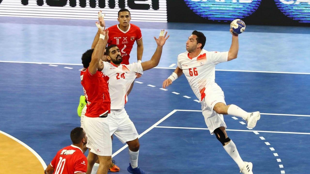 رغم الهزيمة أمام الزمالك.. الأهلي يتوج ببطولة دوري المحترفين لكرة اليد رغم الهزيمة أمام الزمالك.. الأهلي يتوج ببطولة دوري المحترفين لكرة اليد