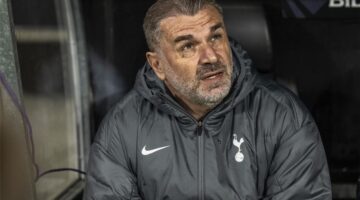 رغم الهزيمة.. بوستيكوجلو يهدد بتعكير احتفالات ليفربول أمام توتنهام