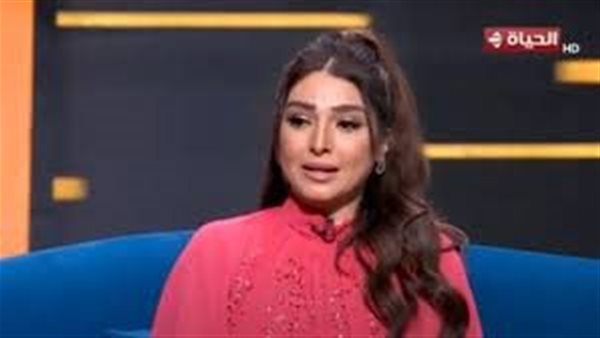 روجينا لـعمرو الليثي: أشرف زكي هو الجندي المجهول في مشواري الفني روجينا لـعمرو الليثي: أشرف زكي هو الجندي المجهول في مشواري الفني