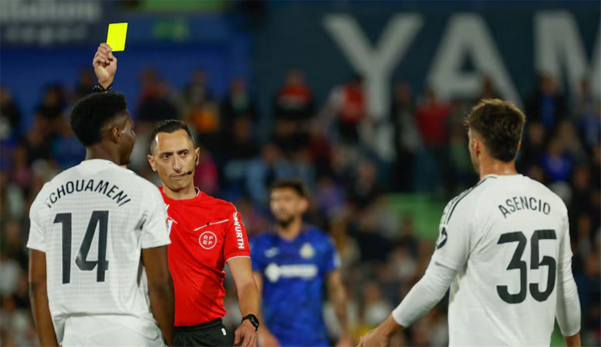 ريال مدريد يتحرك لحماية تشواميني من الغياب عن الكلاسيكو أمام برشلونة ريال مدريد يتحرك لحماية تشواميني من الغياب عن الكلاسيكو أمام برشلونة