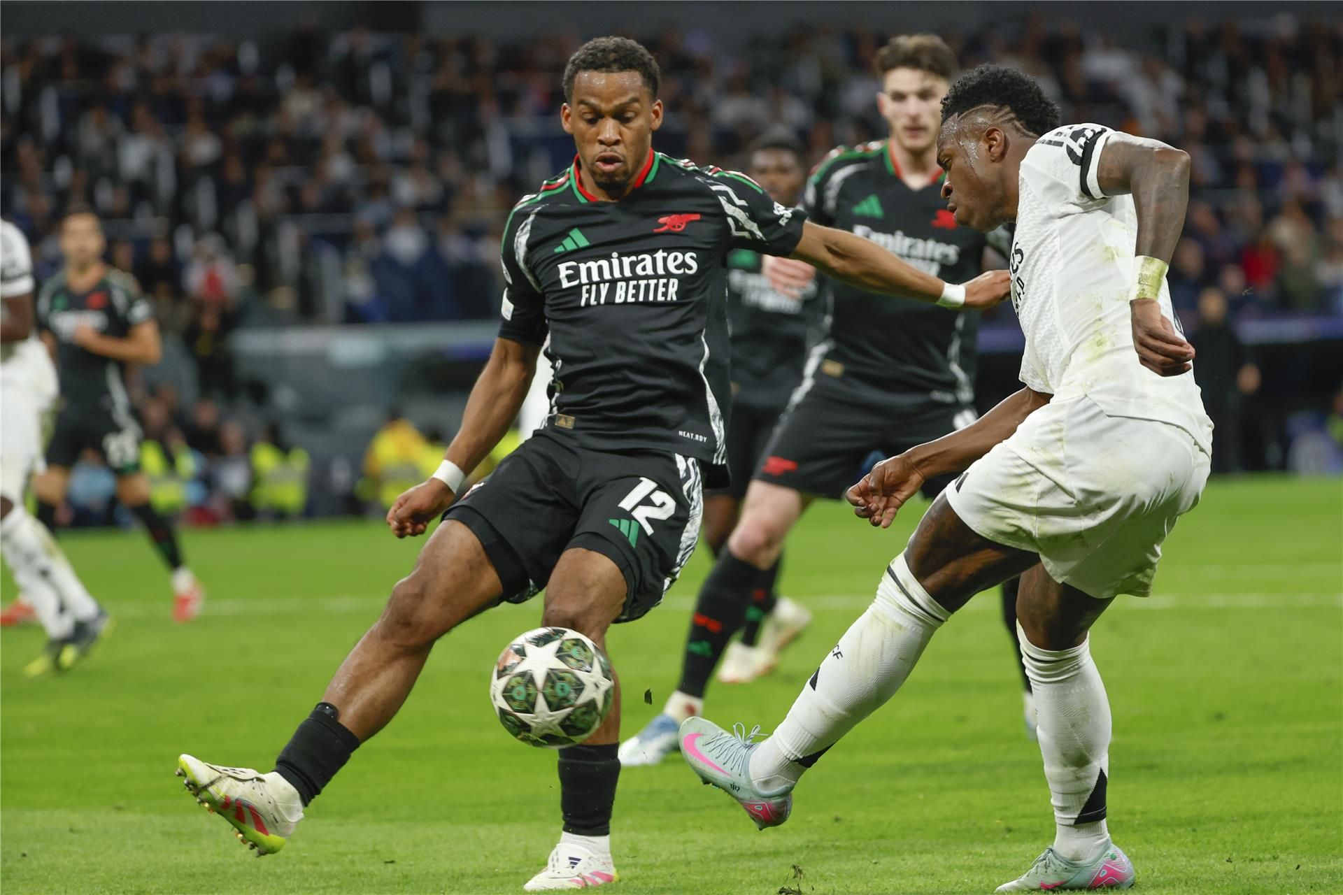 ريال مدريد يخطط للانتقام من آرسنال ريال مدريد يخطط للانتقام من آرسنال