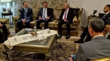 وزير الزراعة يبحث مع وزراء ومستثمرين بتونس التعاون في مجال الصادرات والبحث العلمي
