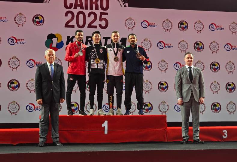 زياد على يحقق الميدالية الفضية ببطولة الدورى العالمى للكاراتيه بالقاهرة