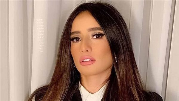 زينة تنعى إبراهيم شيكا لاعب الزمالك الراحل زينة تنعى إبراهيم شيكا لاعب الزمالك الراحل