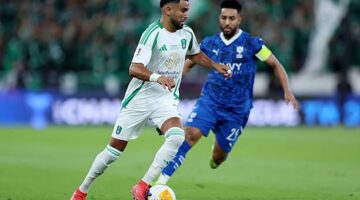 ساحر النخبة الأول.. محرز يباغت الهلال بعد 259 يوما