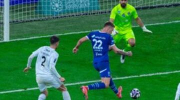 سافيتش يدرك التعادل للهلال أمام الشباب في الدوري السعودي “فيديو”