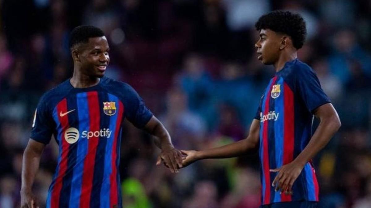 سبورت: اجتماع مرتقب بين برشلونة ووكيل لامين يامال وأنسو فاتي سبورت: اجتماع مرتقب بين برشلونة ووكيل لامين يامال وأنسو فاتي