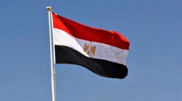 ستاندرد آند بورز تعدل نظرتها المستقبلية لتصنيف مصر الائتماني بعد الرسوم الجمركية