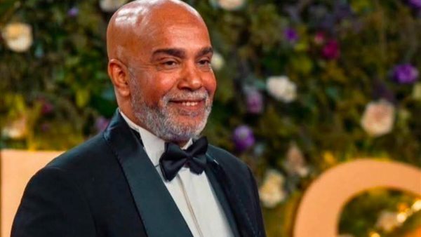 «سحبت روحي».. ماذا فعل هاني رمزي مع سليمان عيد قبل رحيله؟ (فيديو) «سحبت روحي».. ماذا فعل هاني رمزي مع سليمان عيد قبل رحيله؟ (فيديو)