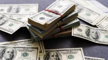 سعر الدولار مقابل الجنيه المصري اليوم الجمعة 23 أبريل.. انخفاض مستمر