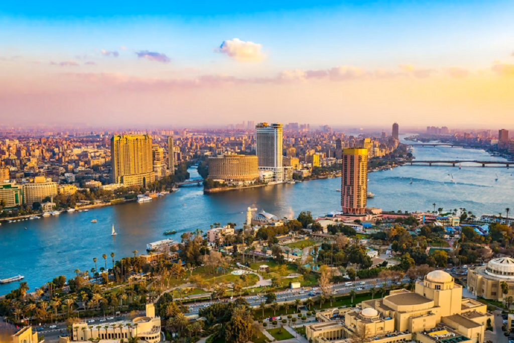 سعر الذهب اليوم في مصر الجمعة 11-4-2025.. عيار 21 يقفز لمستوى قياسي جديد